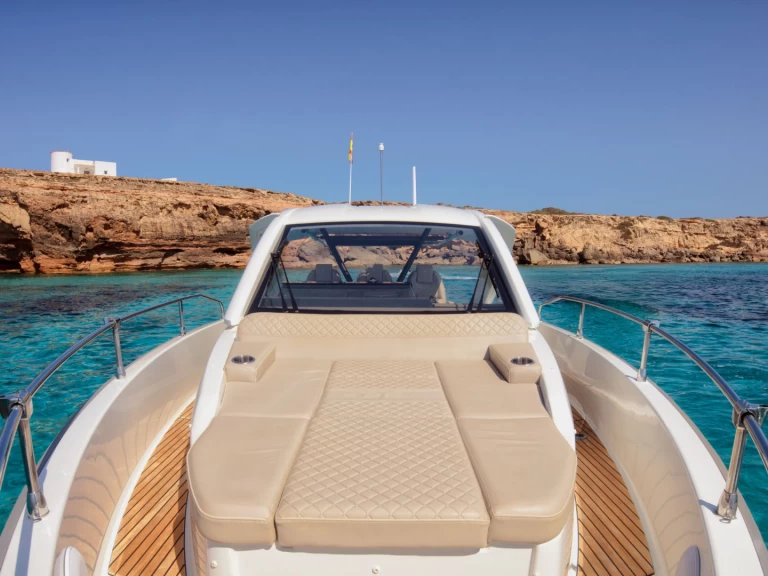 Motorboot te huur in Ibiza Town voor de beste prijs