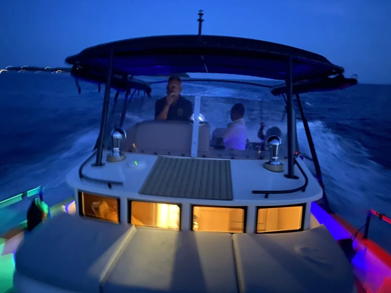 Huur een Beacher Beacher V10.2 Croisière in Port d'Arcachon