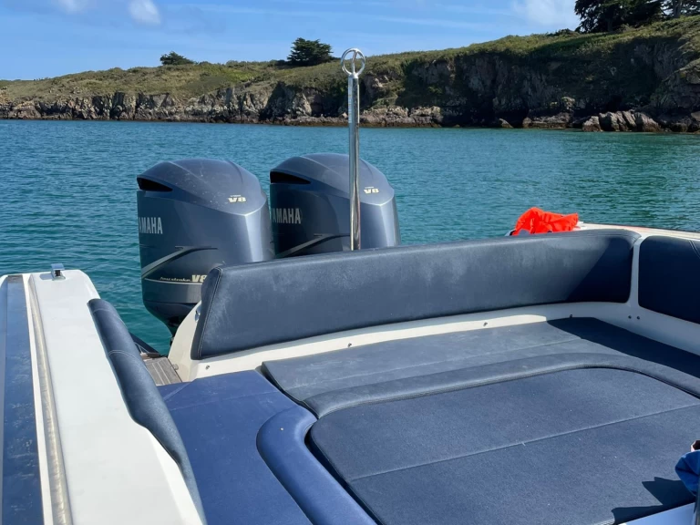 Lomac 10.5 Gran Turismo  te huur van particulier of professional in La Trinité-sur-Mer