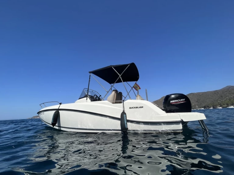 Quicksilver Activ 605 Open te huur van particulier of professional in Roses