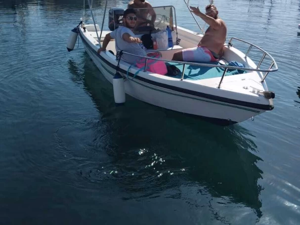 Motorboot te huur in Palermo voor de beste prijs