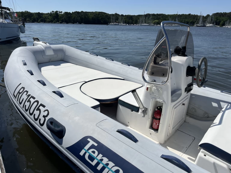 Bootverhuur Vannes goedkoop Tempest 500