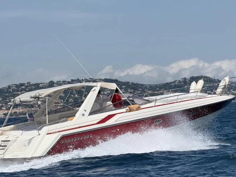Bootverhuur Sunseeker Thunderhawk 43 in Saint-Tropez via SamBoat