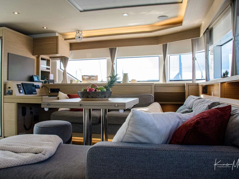 Huur Jacht met of zonder schipper Lagoon in Néa Péramos