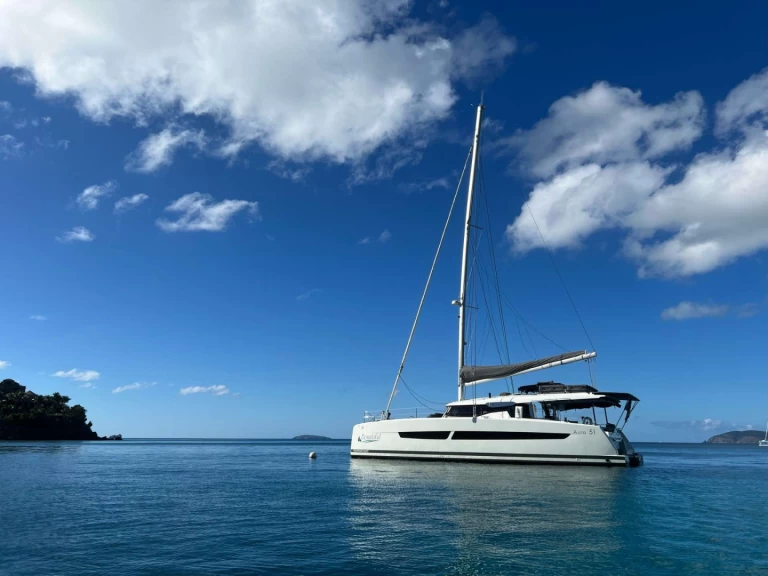 Huur een Fountaine Pajot BOUNTIFUL in Freeport