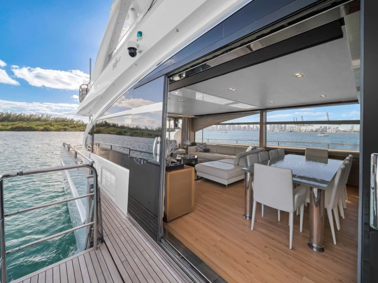 Verhuur Jacht in Miami Beach - Princess, UK Freedom