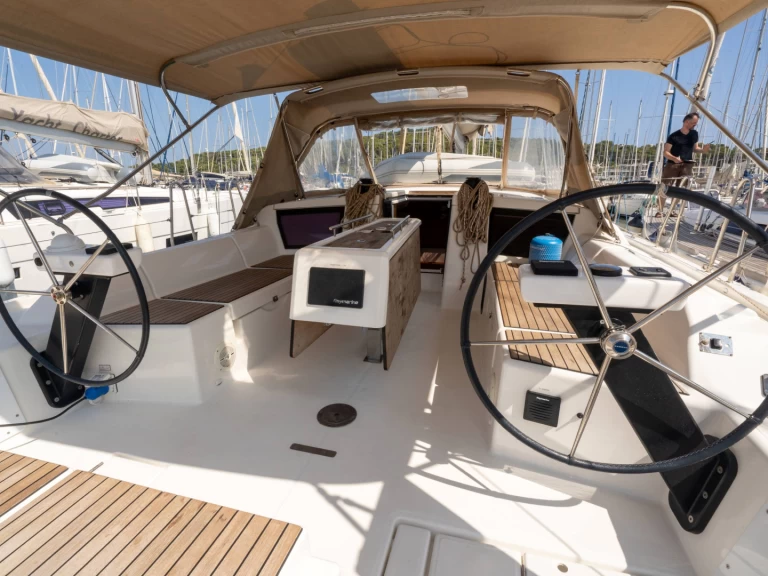 Zeilboot te huur in Saint-Mandrier-sur-Mer voor de beste prijs