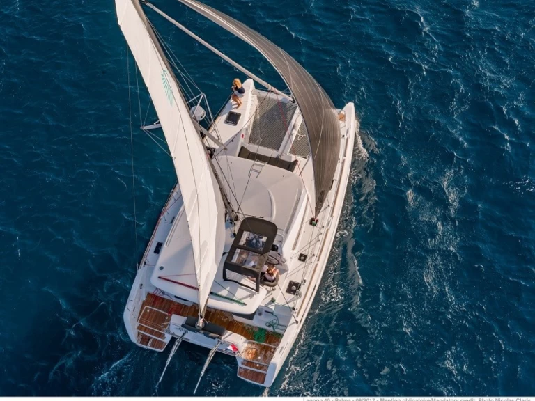 Huur Catamaran met of zonder schipper Lagoon in Komolac