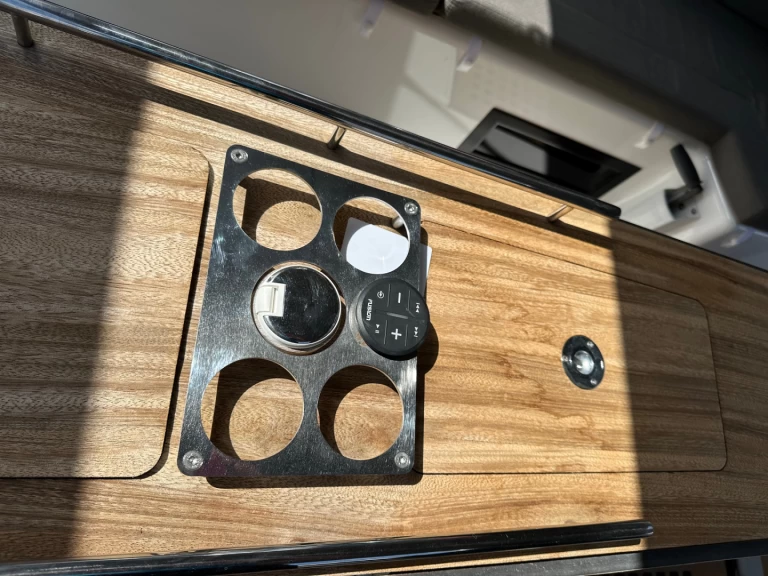 Huur een Dufour Dufour 530 in Road Town