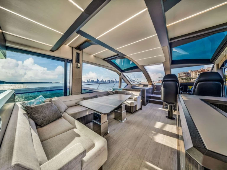 Galeon Optimus Prime te huur van particulier of professional in Sag Harbor