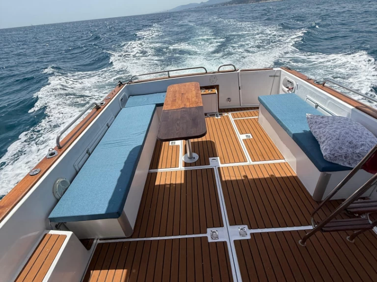 Bootverhuur Fibresport 980 in Badalona via SamBoat