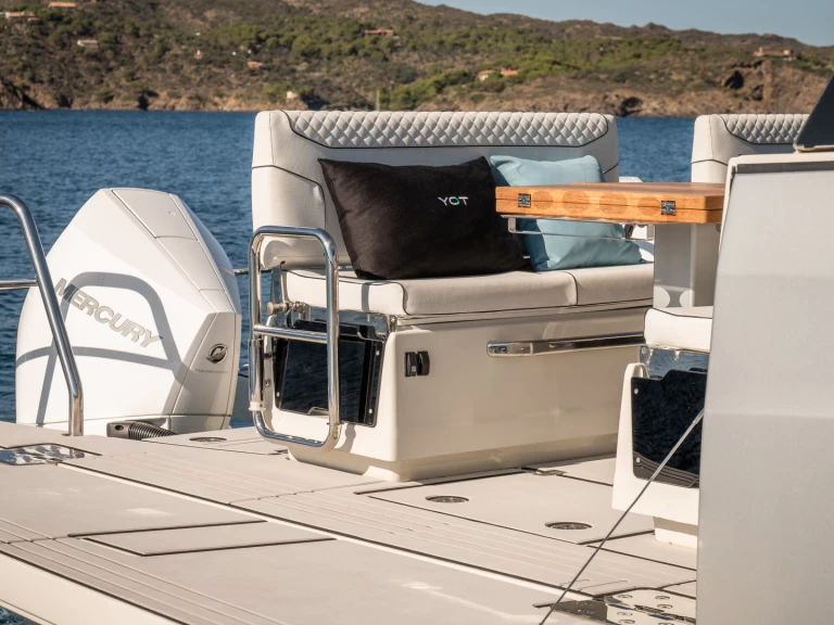 Bootverhuur YOT YOT 36 in Bonifacio Port via SamBoat