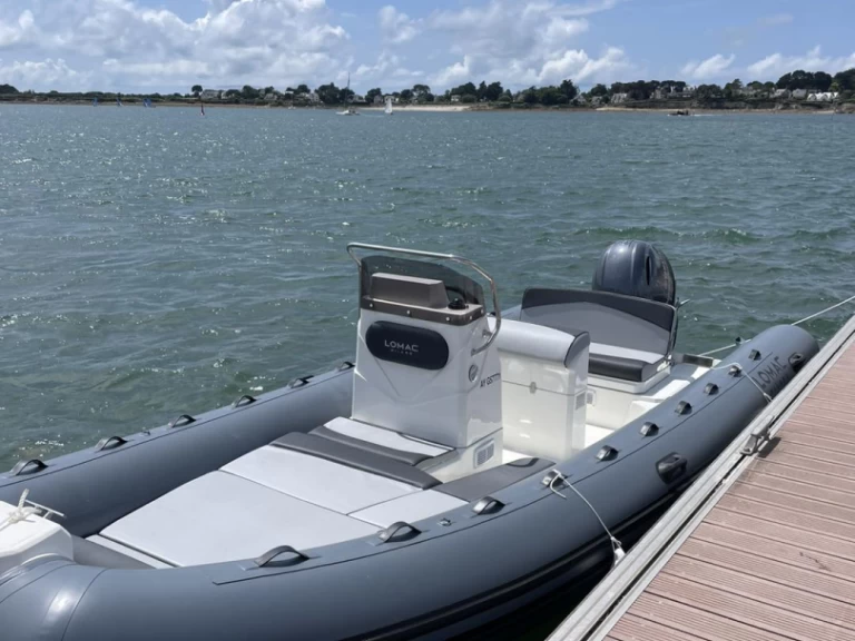 Verhuur RIB Lomac met vaarbewijs