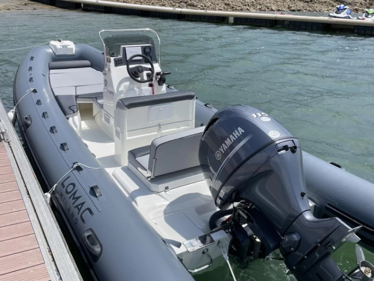 RIB te huur in La Trinité-sur-Mer voor de beste prijs