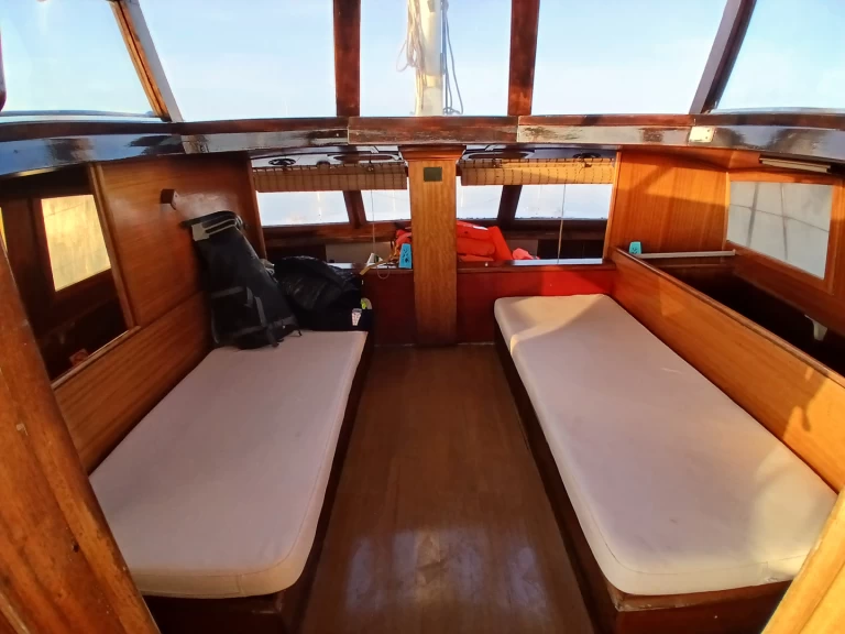 Catamaran te huur in La Savina voor de beste prijs