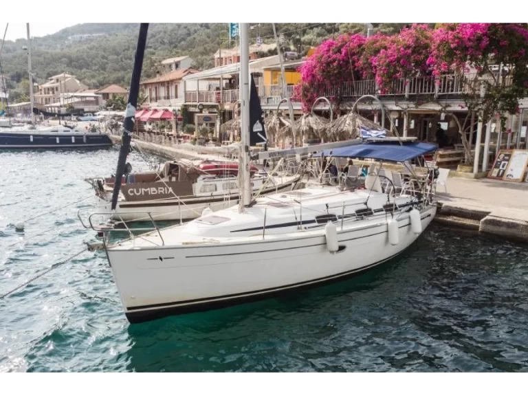 Zeilboot te huur in Nikiána voor de beste prijs