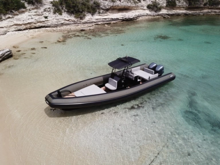Sea Water Phantom 300 te huur van particulier of professional in Bonifacio