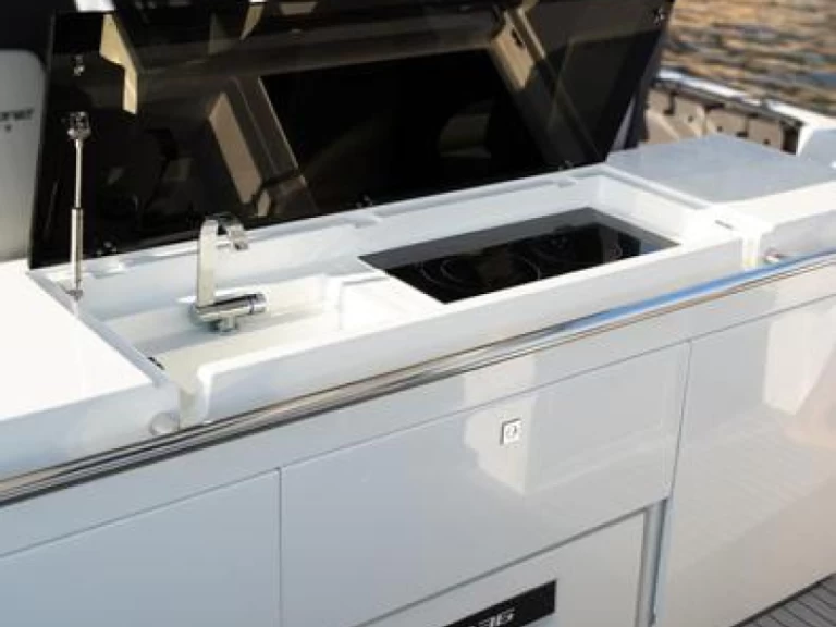 Verhuur Motorboot in Ibiza Town - D36 De Antonio