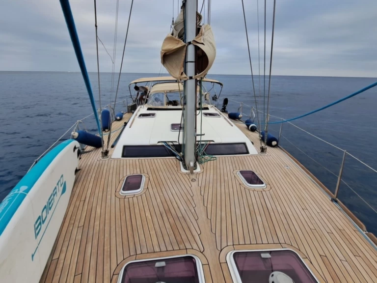 Bootverhuur Gruissan goedkoop Dufour 485 Grand Large