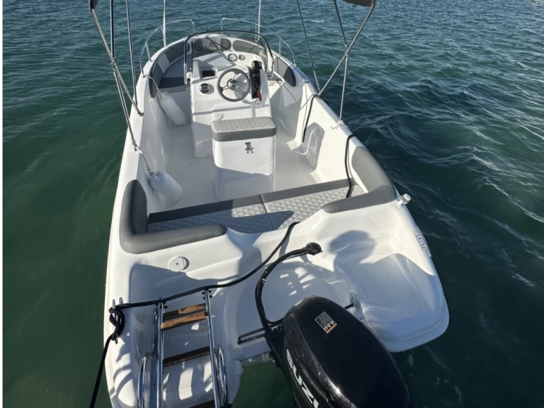 Bootverhuur Porto Cesareo goedkoop Elegance 5,85