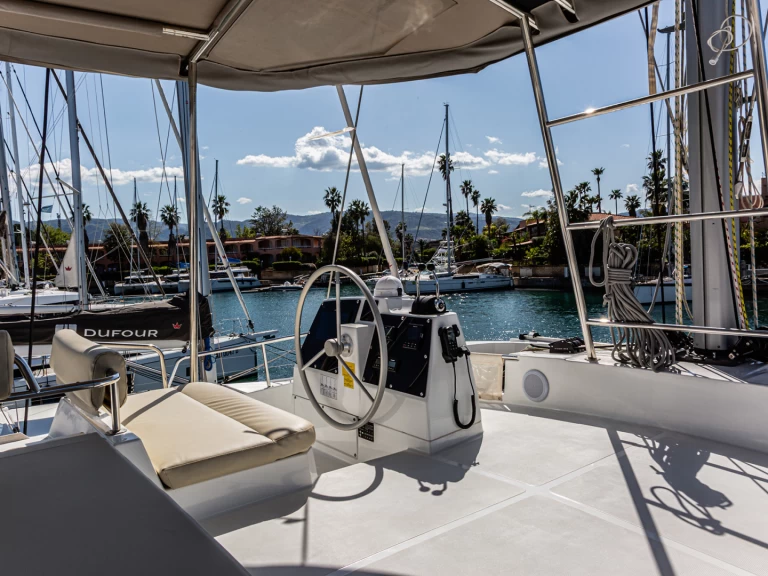 Catamaran te huur in Furnari voor de beste prijs