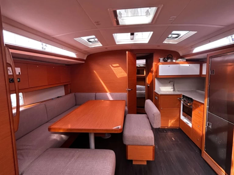 Verhuur Zeilboot Dufour met vaarbewijs