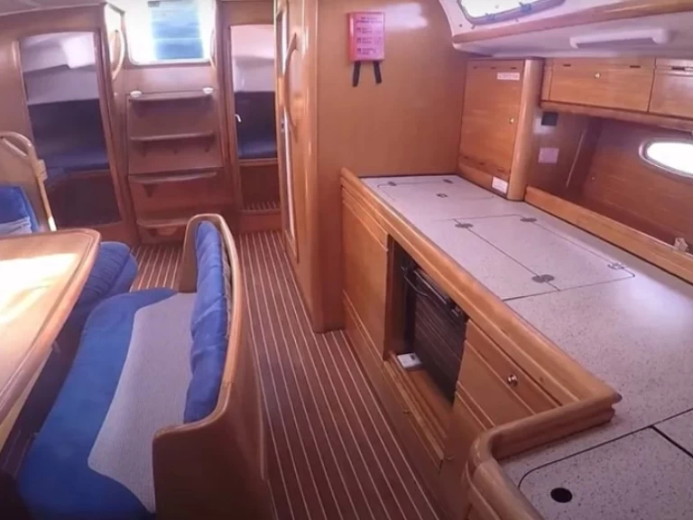 Bootverhuur Bavaria Bavaria 39 Cruiser in Nikiána via SamBoat