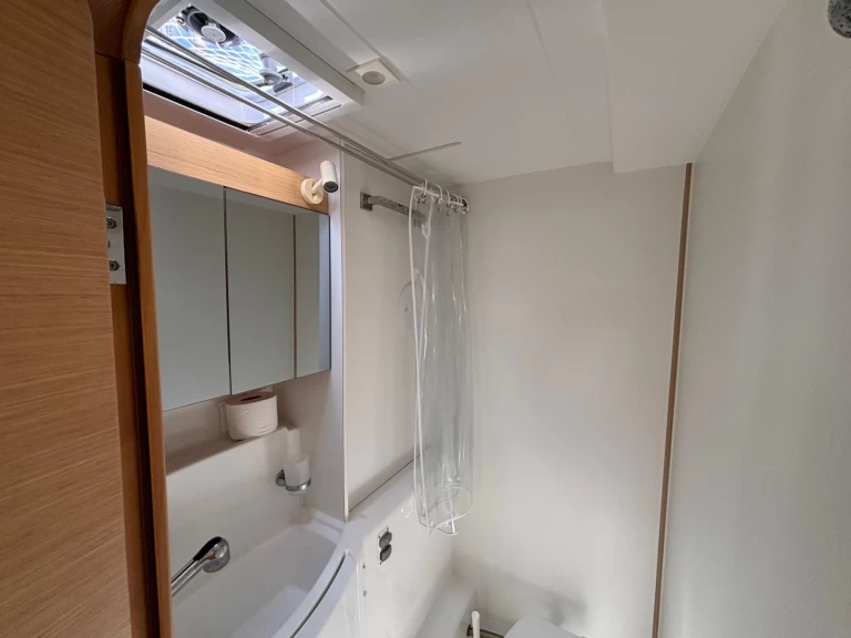 Huur een Lagoon Lagoon 400 S2 in Piombino