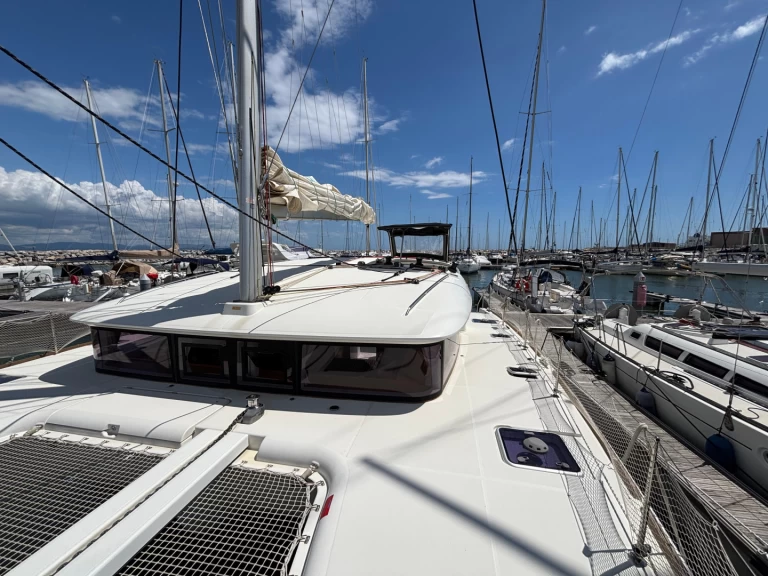 Huur Catamaran met of zonder schipper Lagoon in Piombino
