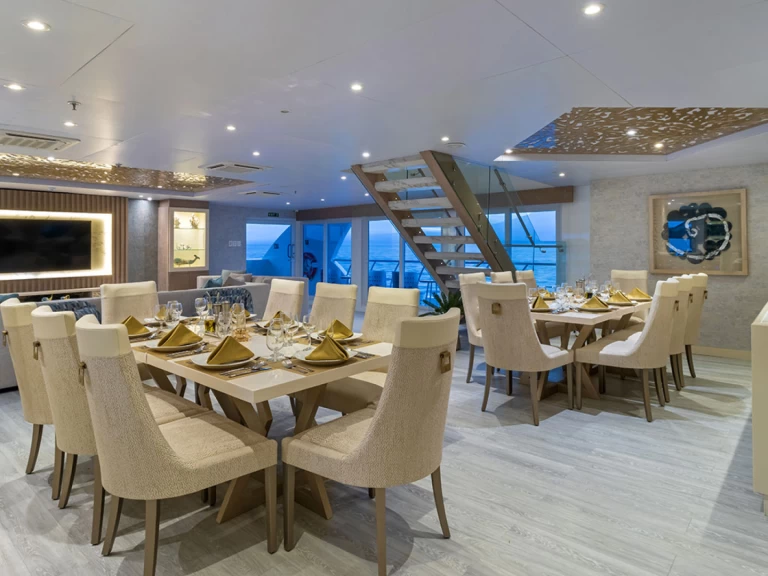 Huur een  Power Cat - Elite in Baltra Island