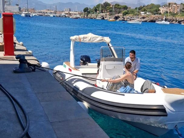 Huur RIB met of zonder schipper icon in Palermo