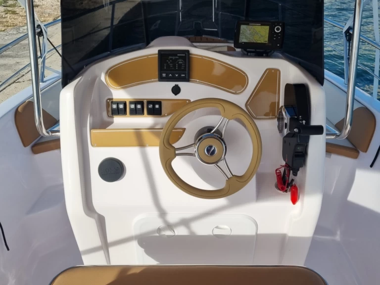 Verhuur Motorboot Bluline met vaarbewijs