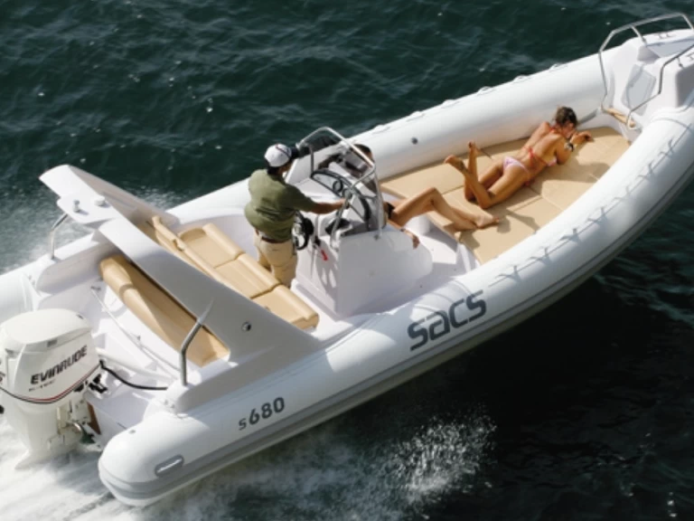 Bootverhuur Kornić goedkoop Sacs 680