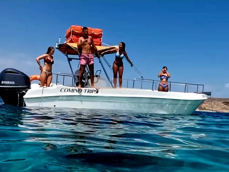 Verhuur Motorboot in San Ġiljan - Buccaneer Buccaneer 23