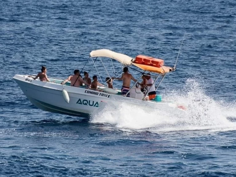 Huur Motorboot met of zonder schipper Buccaneer in San Ġiljan