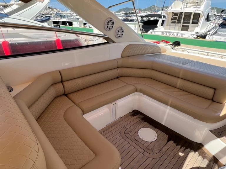 Huur een Sunseeker Superhawk 48 in Ibiza Town