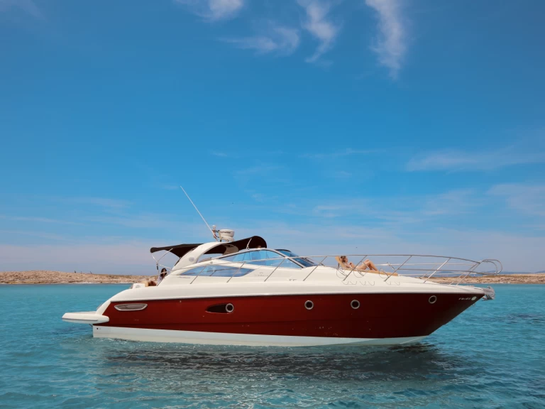 Verhuur Motorboot Cranchi met vaarbewijs