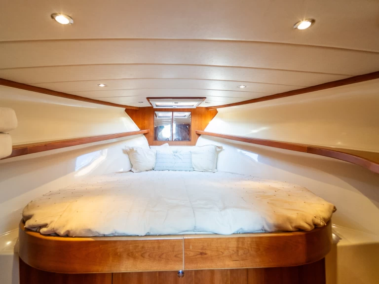 Bootverhuur Fratelli Aprea Sorrento 32 Semi Cabinato in Platja d'Aro via SamBoat