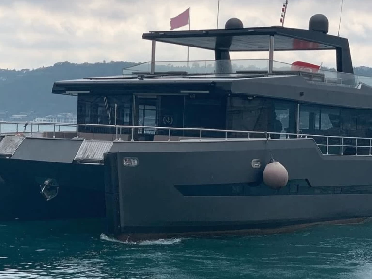 Huur Catamaran met of zonder schipper Custom Made in Torba