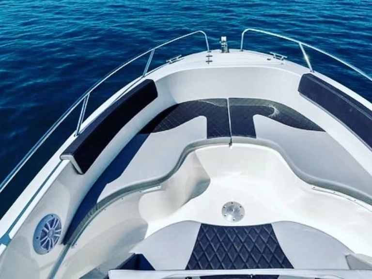 Bootverhuur Atlantic open 670 in Trogir via SamBoat