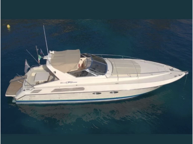 Huur een Riva Tropicana in Barcelona