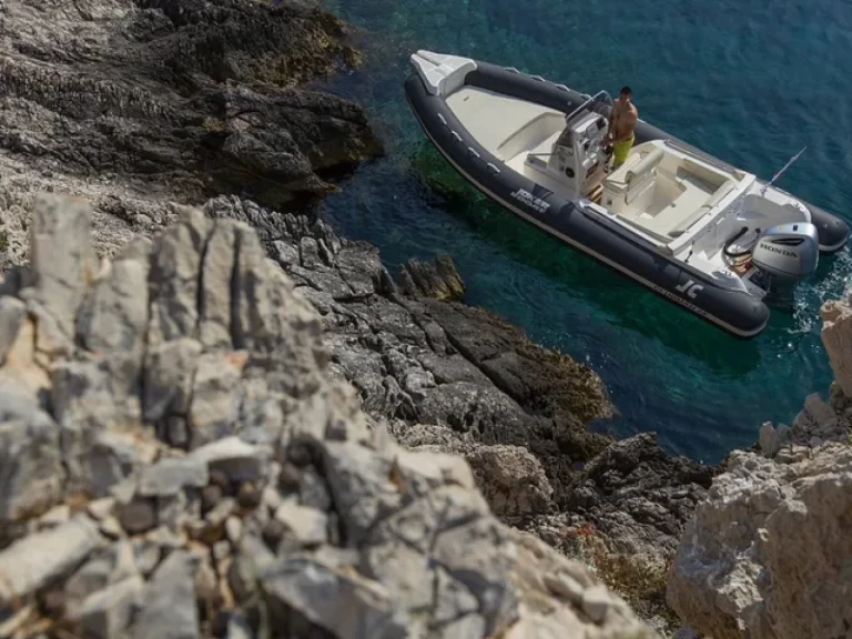 Huur een Joker Boat Clubman 24 in Trogir