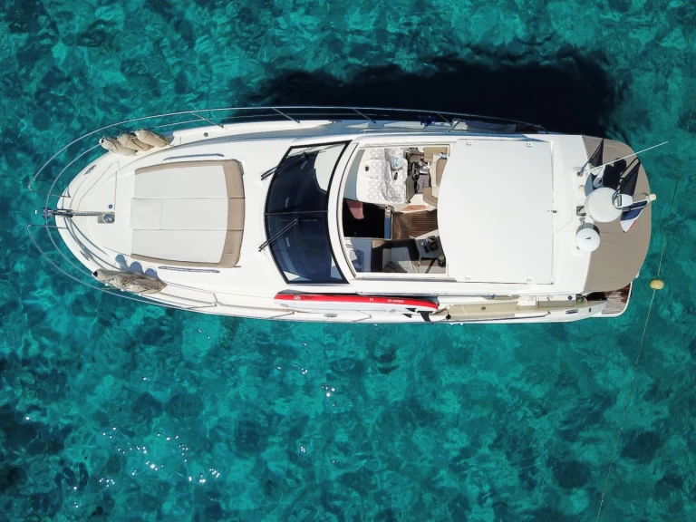 Jachthuur in Juan-les-Pins - Prestige Prestige 390 S via SamBoat