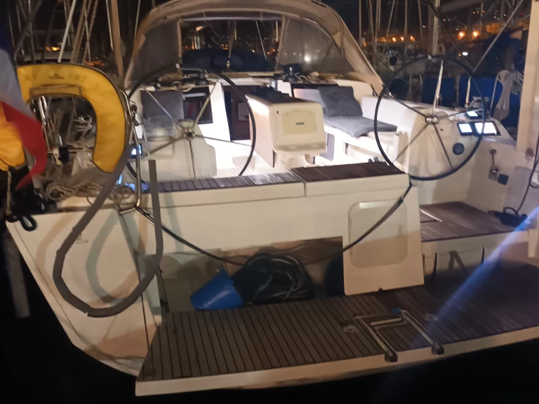 Bootverhuur Dufour Dufour 412 Grand Large in Toulon via SamBoat