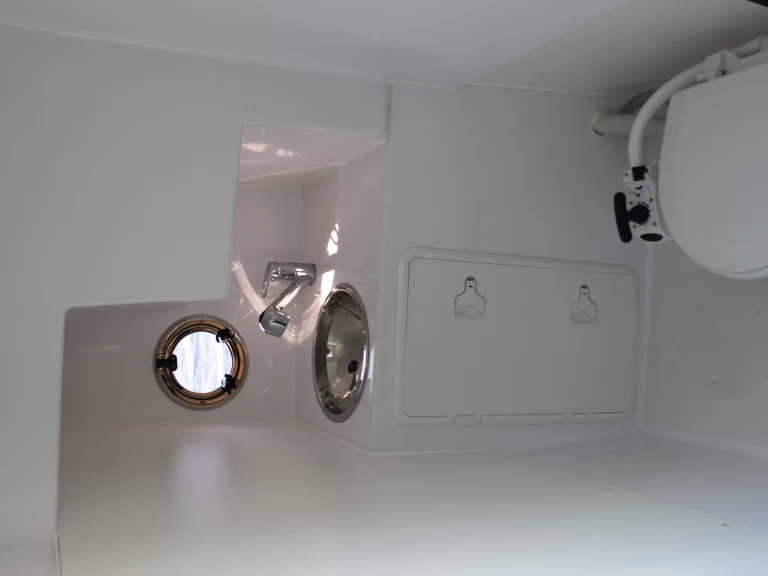 Motorboot te huur in Sant Antoni de Portmany voor de beste prijs