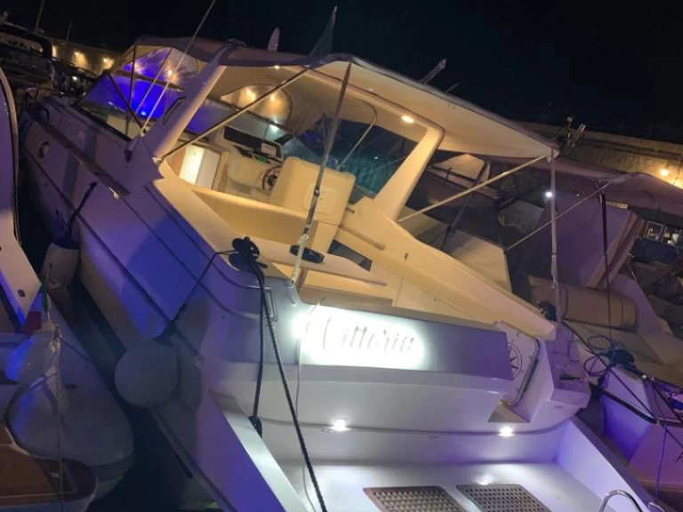 Bootverhuur Porto Badino goedkoop Dart 36