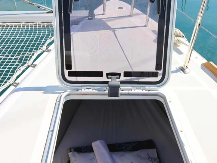 Bootverhuur Lagoon Lagoon 400 S2 in Trogir via SamBoat