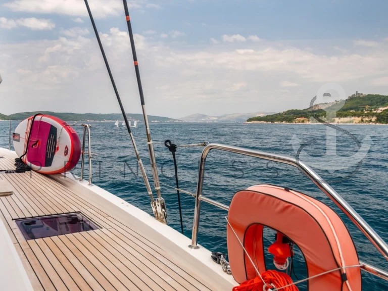 Catamaran te huur in Kaštela voor de beste prijs