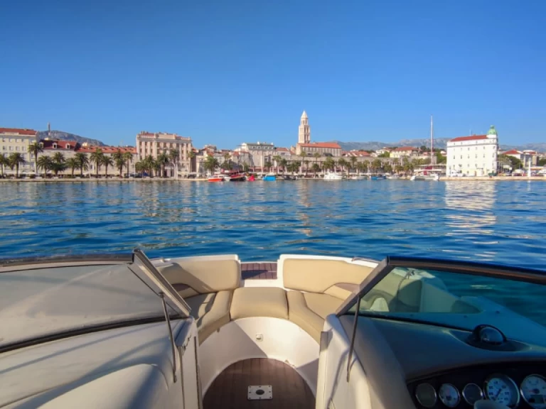 Verhuur Motorboot Chaparral met vaarbewijs