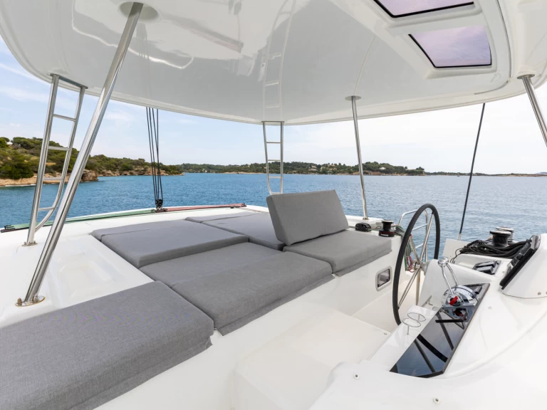 Huur Catamaran met of zonder schipper Lagoon in Pórto Chéli